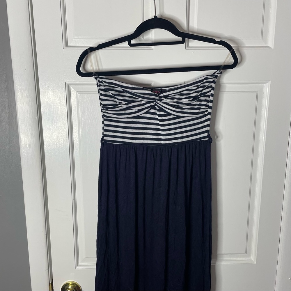 2B Bebe Maxi Dress- S